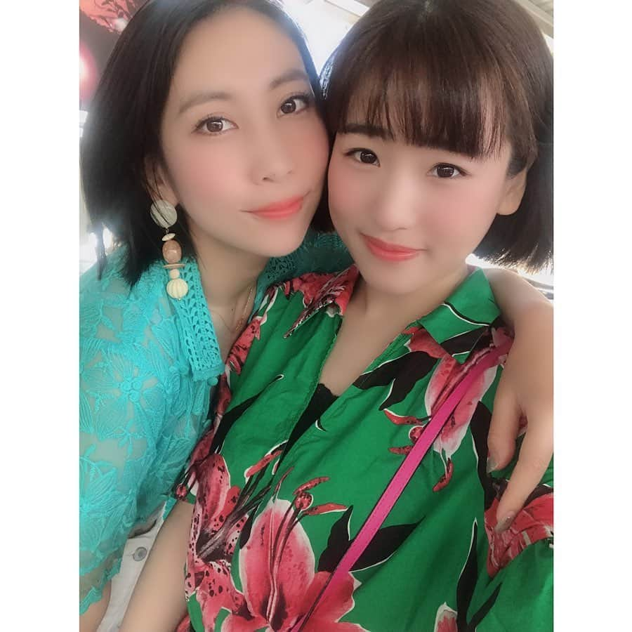 仲川遥香さんのインスタグラム写真 - (仲川遥香Instagram)「HAPPY BIRTHDAY @chikano.rina 💖 大好き❤家族❣️いつもありがとう😘 Love you&my family&thanks❤️ *早く会いたいよ。I miss you.. #stayathome #dirumahaja #myfamily #birthdaygirl #chikarina #harukanakagawa #おうち時間 #バースデイガール #ちかちゃん #家族 #ジャカルタ生活 #仲川遥香 #近野莉菜」4月23日 14時25分 - haruuuu_chan