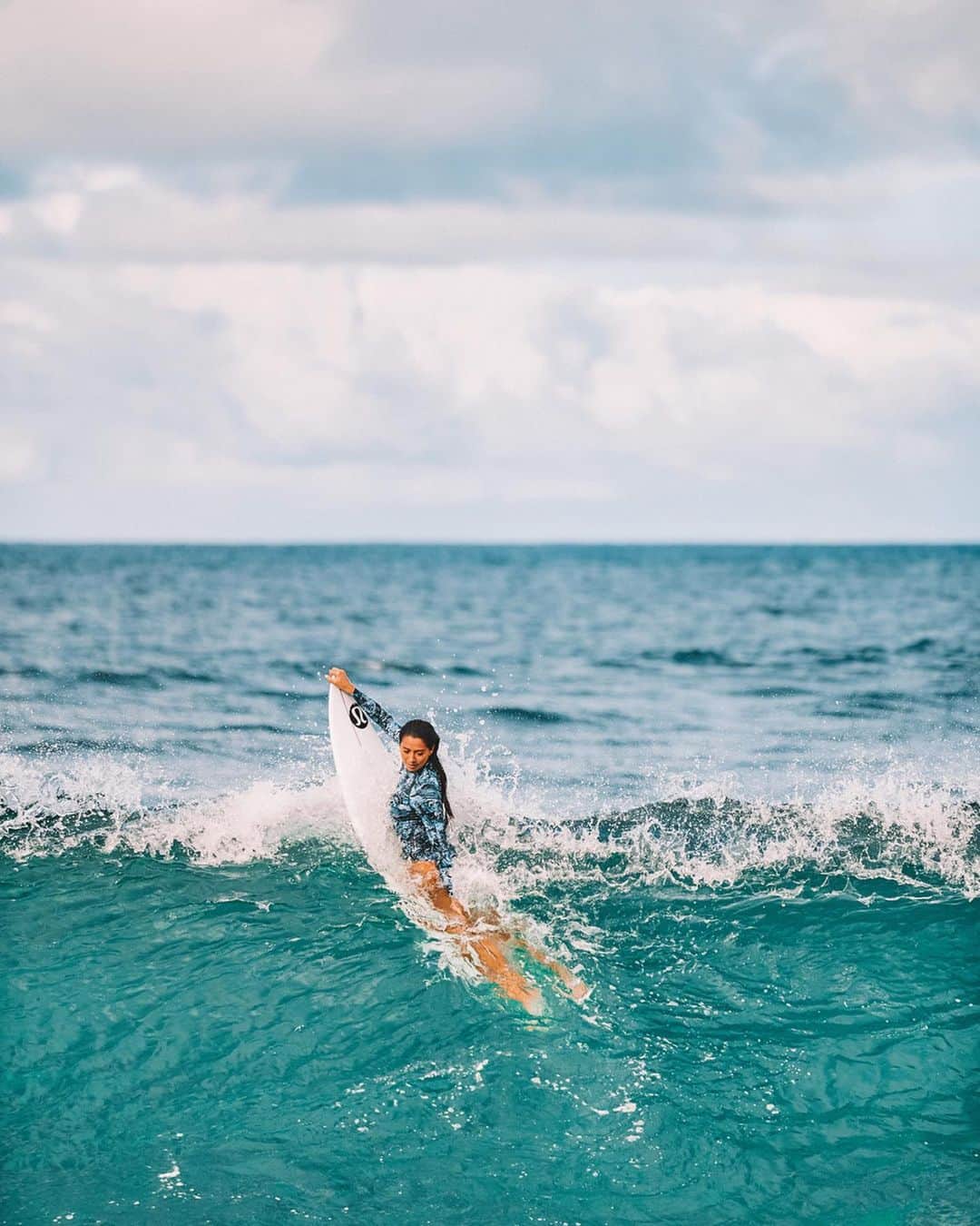 マリア・マニュエルのインスタグラム：「Mother freaking Nature — thank you & I love you. #EarthDay」
