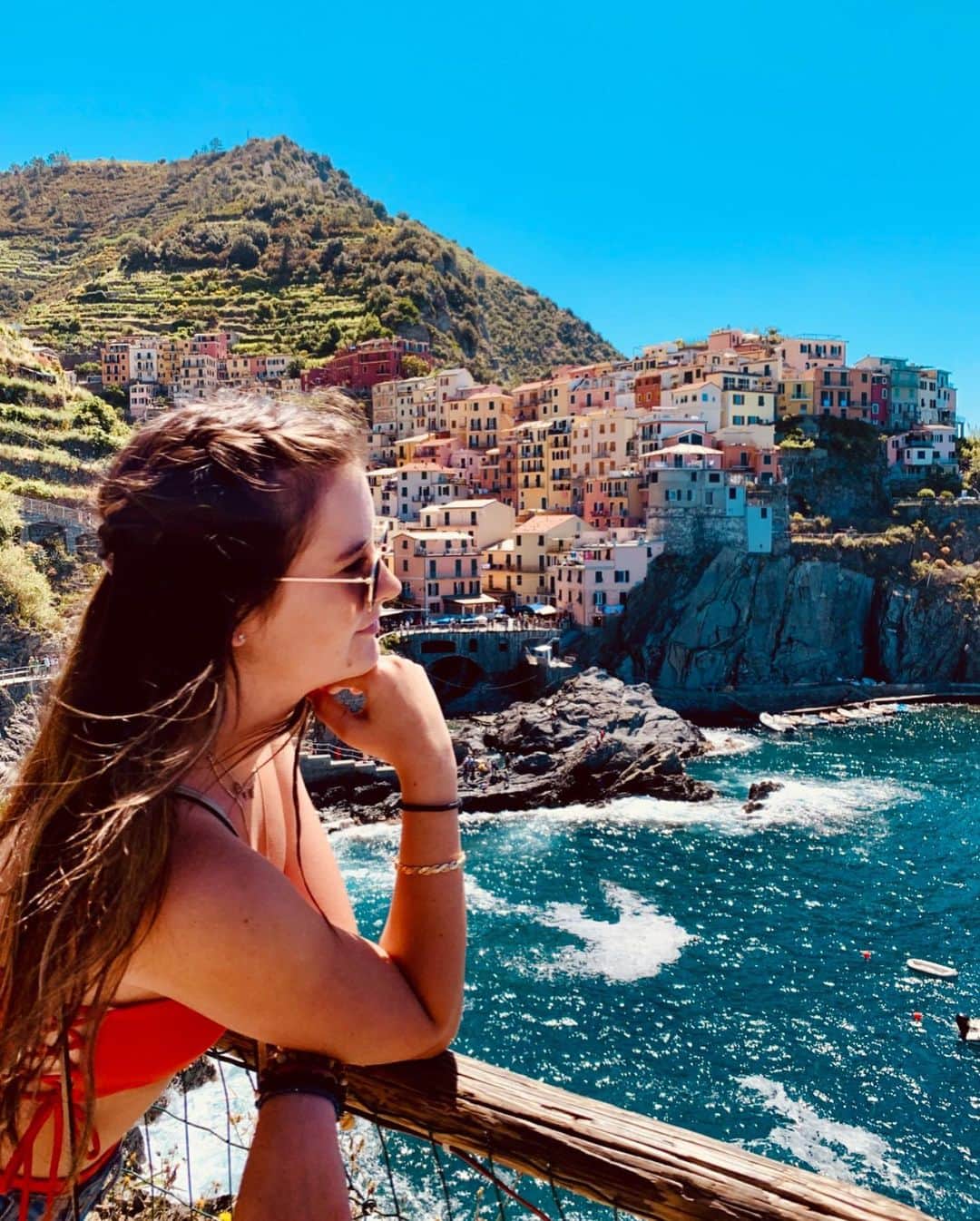 Brooke Marie Hylandさんのインスタグラム写真 - (Brooke Marie HylandInstagram)「Sorry, I just really like exploring this utterly beautiful place. happy 🌏 day, here are a few of my fav views:」4月23日 6時30分 - brookehyland