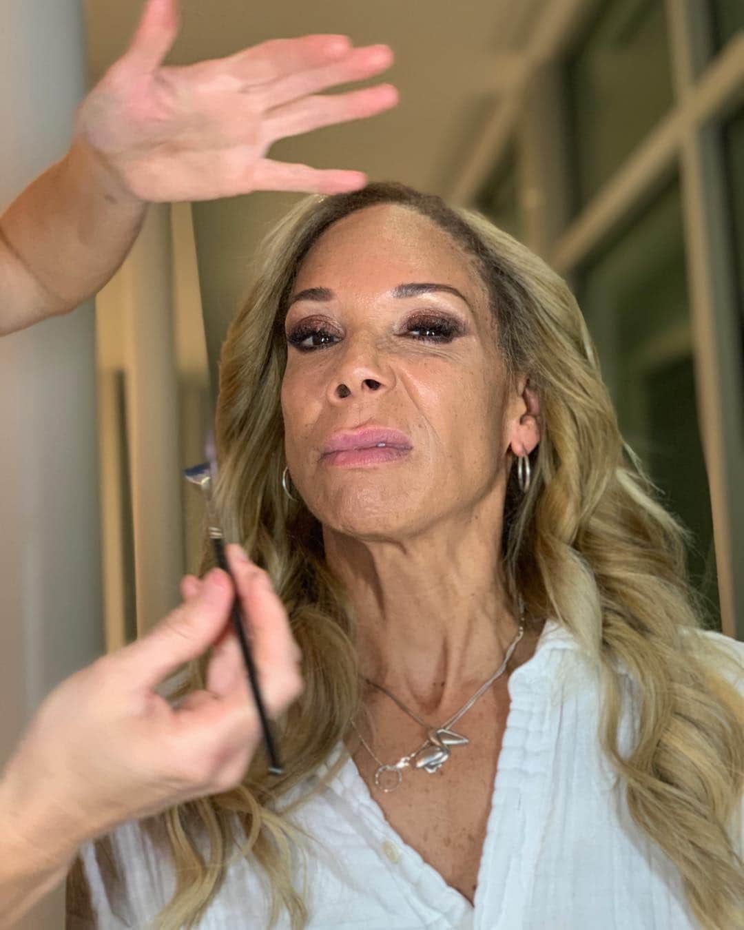 オデル・ベックハン・ジュニアのインスタグラム：「Moood! I love u too death Momma! I do this all for u! Just wanted to say happy bday enjoy ur day, I wish I could be wit u during this isolation time but Happpy 5...29th bday! Y’all show my momma some LOVE」