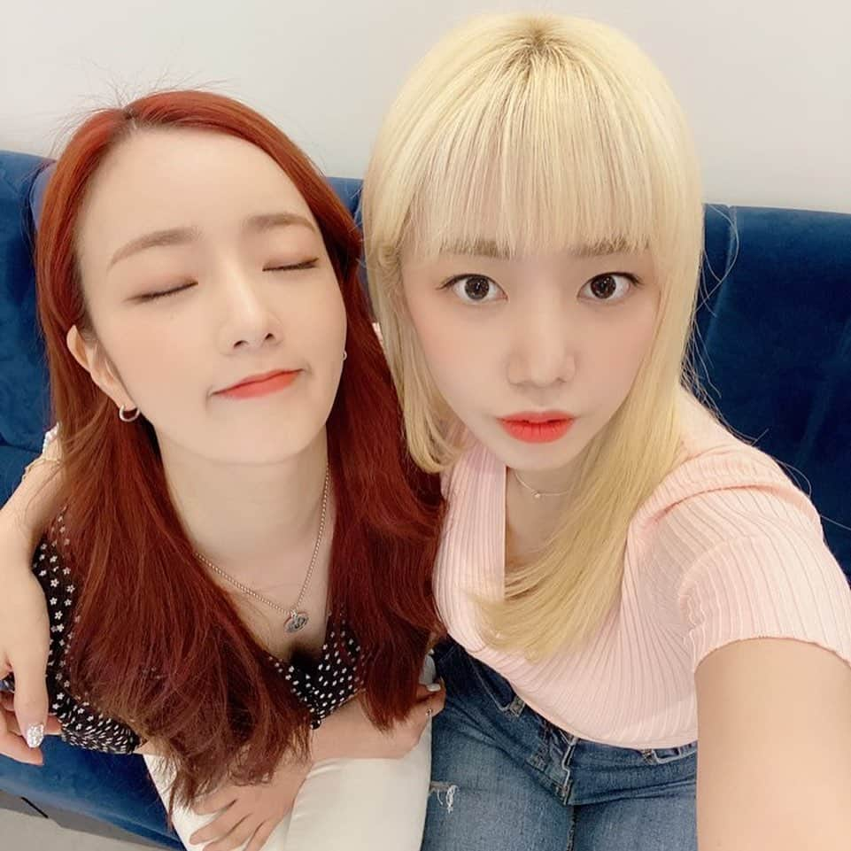 ユン･ボミさんのインスタグラム写真 - (ユン･ボミInstagram)「BnN❤️다들좋은아침❤️」4月23日 8時54分 - __yoonbomi__