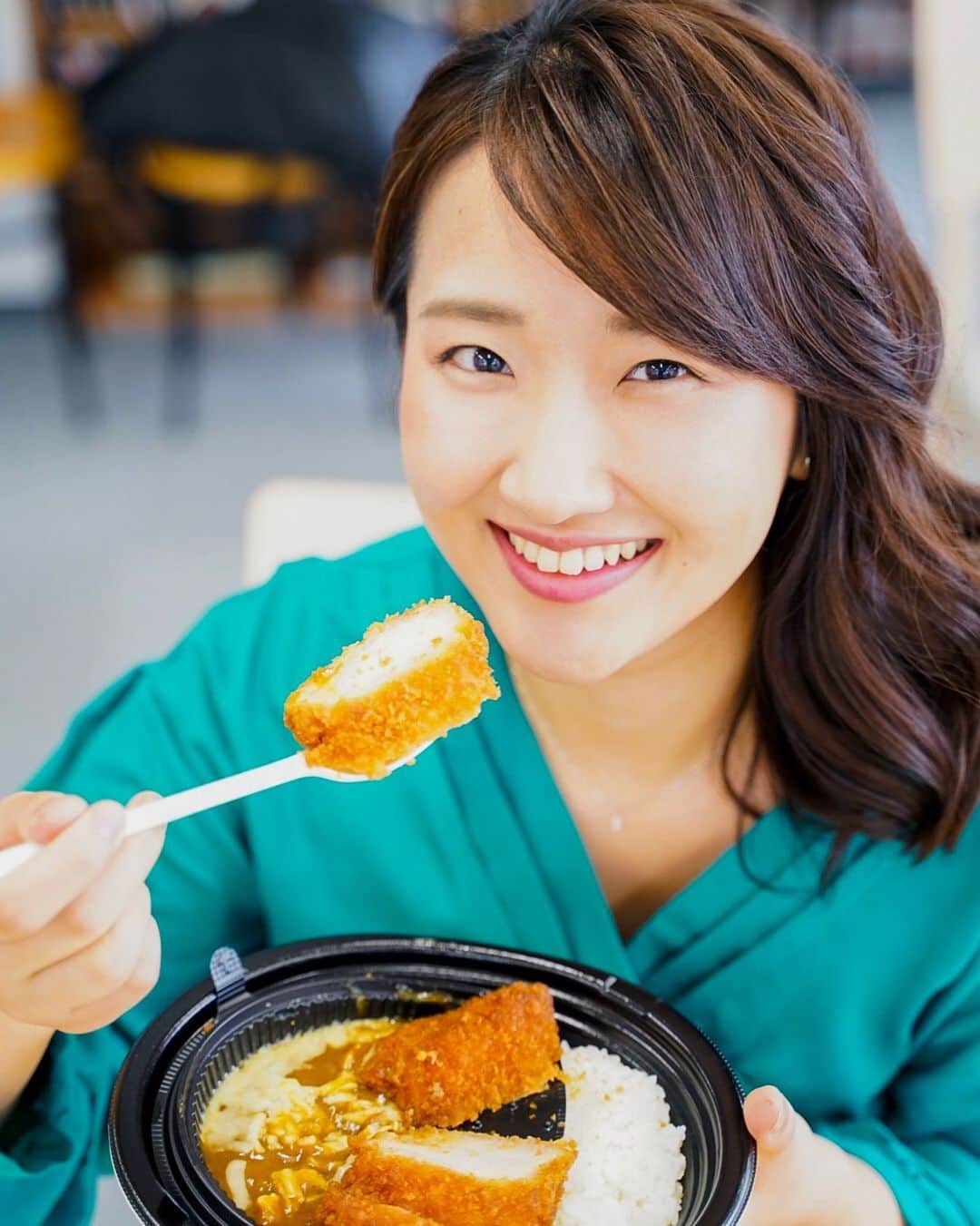 札幌テレビ「どさんこワイド朝」さんのインスタグラム写真 - (札幌テレビ「どさんこワイド朝」Instagram)「. きょうの朝ごはんは... チキンカツカレー🍛！ ボリューム満点💯 . 最近散歩がてらよく歩くようになったからでしょうか。 ものすごくお腹が空きます😍 . . #食べるの好きな人と繋がりたい . #もぐもぐタイム #朝ごはん #breakfast  #チキンカツカレー #カレーライス  #札幌テレビ #どさんこワイド朝 #西尾優希」4月23日 10時27分 - dosanko_asa