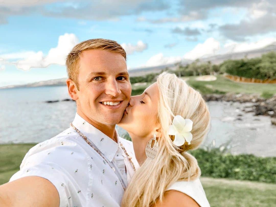 ベッキー・ベレスウィルのインスタグラム：「Happy Birthday to my incredible husband, @_ken_jackson!!! I love you! 4.23 🥳 #tbt #letsgoback」