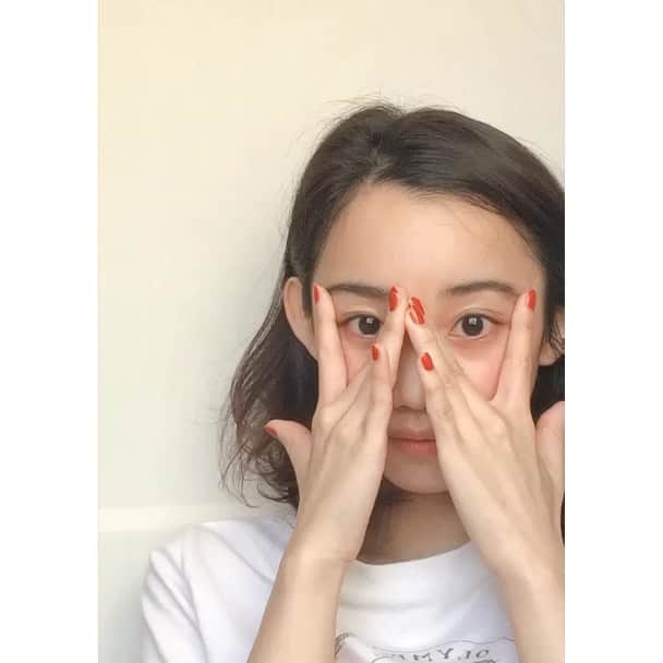 Baekのインスタグラム：「今日もstay home  みなさんはどんな日をお過ごしですか？ 私は楽しみにしていたものが家に届いて、これからやってみようと！ 後ほど後ほど〜☀️☀️☀️」