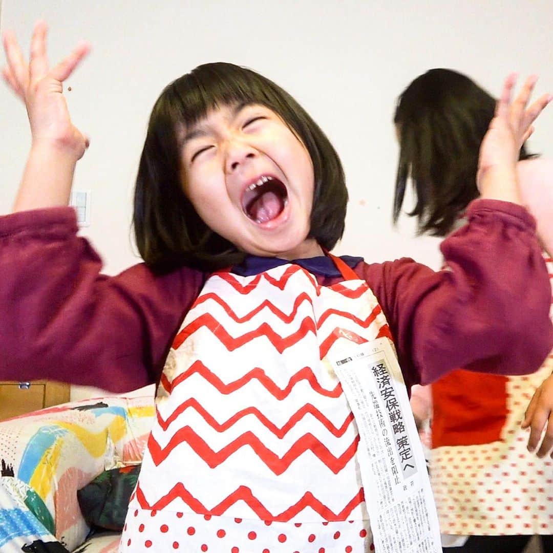幼稚園　先生　流出  れのれらTVさんのインスタグラム写真 - (れのれらTVInstagram)「もうみんな限界に近付いてるけどがんばろうね✊🏻❣️ 新米保育士れいら先生の初めてのストレス発散！れのれら保育園  【#1462】 https://youtu.be/35SjtZahzOU #れのれらtv #ストレス #ストレス発散 #新聞 ...
