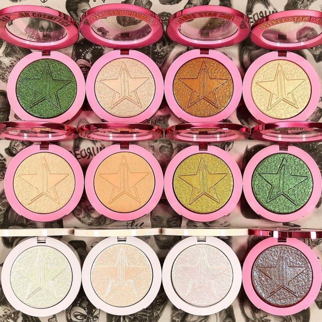 Jeffree Star Cosmeticsさんのインスタグラム写真 - (Jeffree Star CosmeticsInstagram)「Highlighter heaven 🌟 What is your favorite formula? 😇 Photo by: @unicorn._.vanity ✨ #supremefrost #extremefrost #jeffreestarcosmetics」4月23日 12時09分 - jeffreestarcosmetics