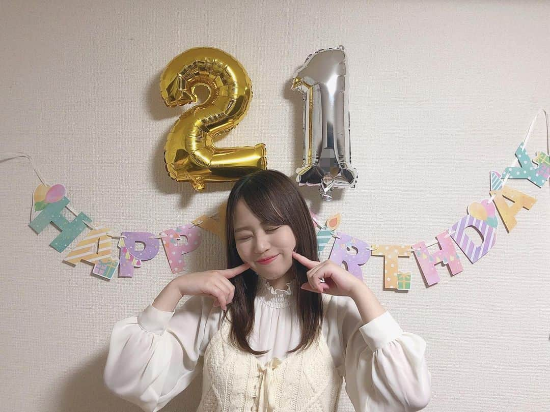 福士奈央さんのインスタグラム写真 - (福士奈央Instagram)「ㅤㅤㅤㅤㅤㅤㅤㅤㅤㅤㅤㅤㅤ 21歳になりました🐭🎈 ㅤㅤㅤㅤㅤㅤㅤㅤㅤㅤㅤㅤㅤ この1年も私らしく楽しんで過ごしていきたいです☺️ お仕事も趣味も満足できる1年になったらいいな〜 全ての人に感謝を忘れず、 確実に堅実に誠実に頑張ります！！ ㅤㅤㅤㅤㅤㅤㅤㅤㅤㅤㅤㅤㅤ #happybirthday #me #0423 #誕生日 #21歳 #これからもよろしくね」4月23日 22時35分 - ske48_fukushi