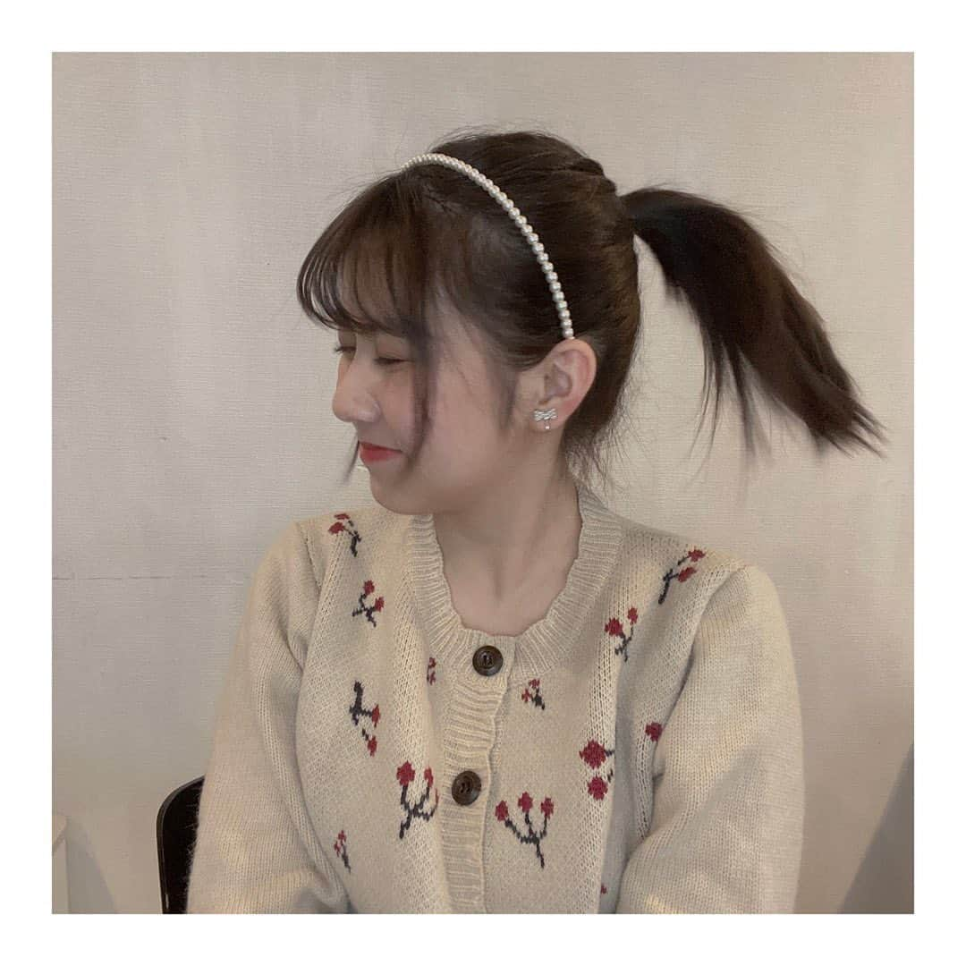 鈴木萌花さんのインスタグラム写真 - (鈴木萌花Instagram)「こんばんは☺︎🌙﻿ ﻿ ﻿ 新しいお洋服〜🍒✨﻿ どの髪型が好きですかー？？﻿ ﻿ ﻿ #春服 #お団子 #ポニーテール #ハーフアップ #ツインテール #ストレート #アメフラっシ #鈴木萌花」4月23日 23時29分 - amefurasshi_moeka_official_