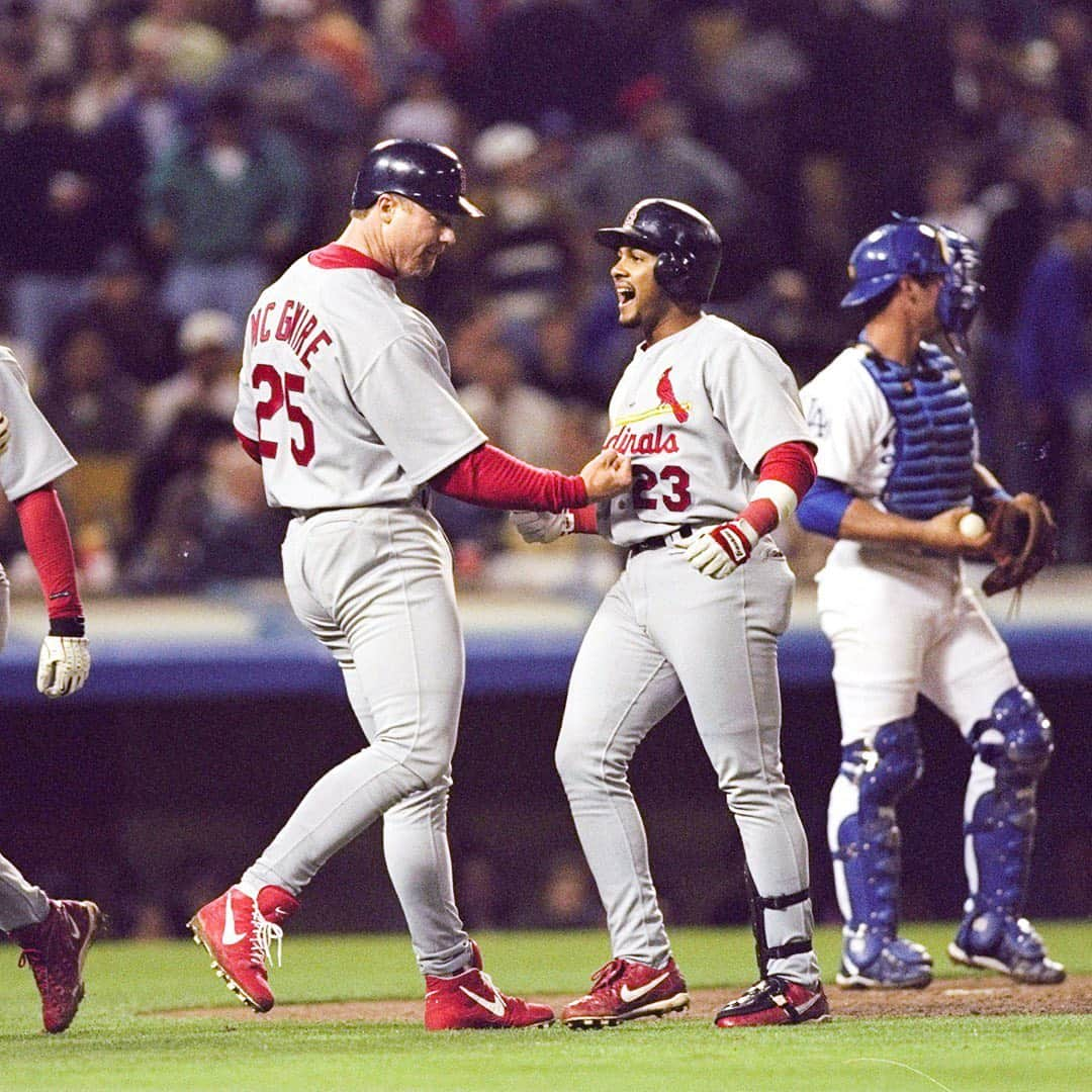 MLBさんのインスタグラム写真 - (MLBInstagram)「The odds of hitting TWO grand slams in ONE inning? 12 million to 1.  Fernando Tatis beat those odds 21 years ago today. #TBT」4月23日 23時58分 - mlb