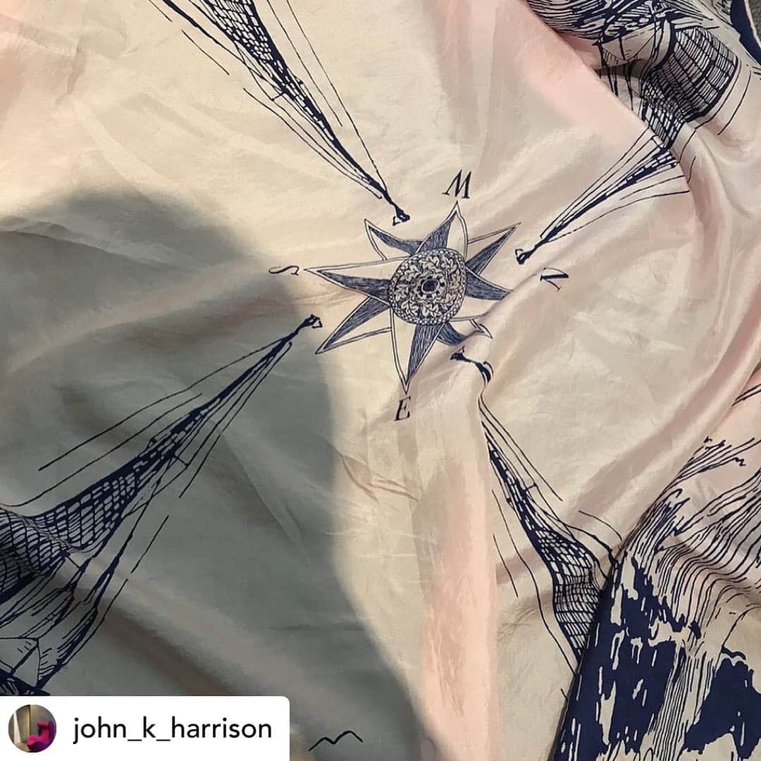 ギーブス&ホークスさんのインスタグラム写真 - (ギーブス&ホークスInstagram)「Repost our Creative Director @john_k_harrison  Part 4. ‘ case studies ‘. ‘ from the design stage we develop the individual ideas up to a finished garment. The following slides show how from an initial idea an item is realised. The cactus from SS began with a photo of succulents, and a fern embroidery. Draw up and placed on the garment by the talented Edward , it forms a engineered repeat pattern. Woven panel by panel to create the final jacket as shown. ‘The boat scarf was a vintage Gieves scarf from the 60’s which we re scaled and used in different areas , a lining for a mac, and a pocket square. ‘The blossom floral was a vintage piece of wallpaper that Emily cleverly re worked into a scarf and tie and pocket square. The lead image is our crown ships logo , 1771 , a gift to Robert Gieve , as it is usually reserved for naval use.」4月23日 15時53分 - gieveslondon