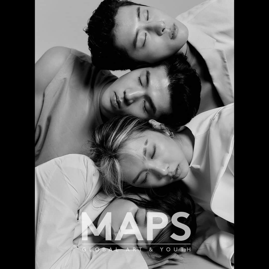 チョン・ジウ・ウーさんのインスタグラム写真 - (チョン・ジウ・ウーInstagram)「MAPS MAY ISSUE with KARD! @mapsworld_seoul . . . . Photography by Kang Hyunin Directed & Styling by TEAM WISEWORKS @wiseworks_official  Stylist_Yoo Jeongeun @jeongeunyoo87  Hair_Kwon Doyeon @i_m.kd Make-up_Kim Seulah @sseulah_kim Model_KARD @official_kard」4月23日 16時23分 - _zziwooo0