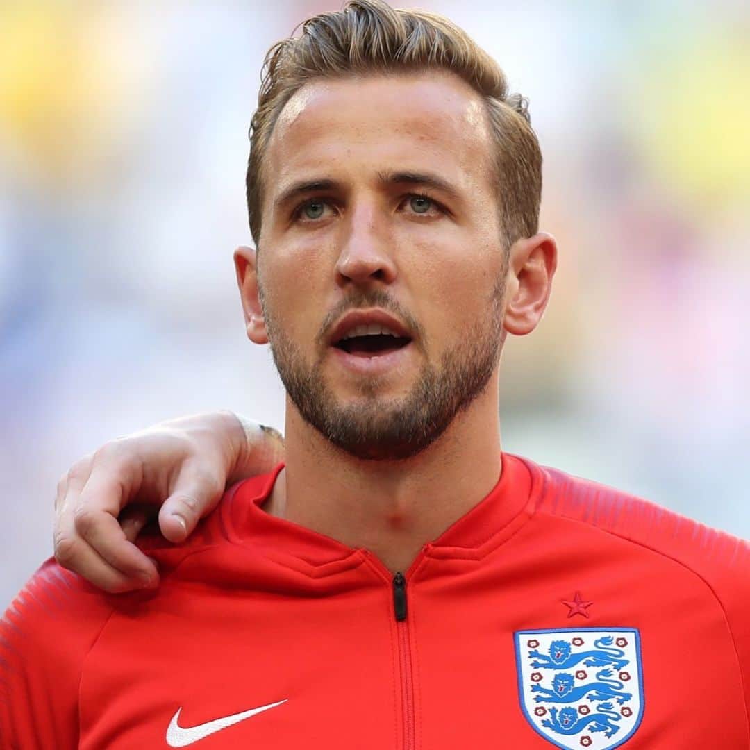 ハリー・ケインのインスタグラム：「‪Happy St George's Day everyone! During times like these it's amazing to see the strength and togetherness of everyone in the country. Stay home, stay safe. 🏴󠁧󠁢󠁥󠁮󠁧󠁿 ‬」