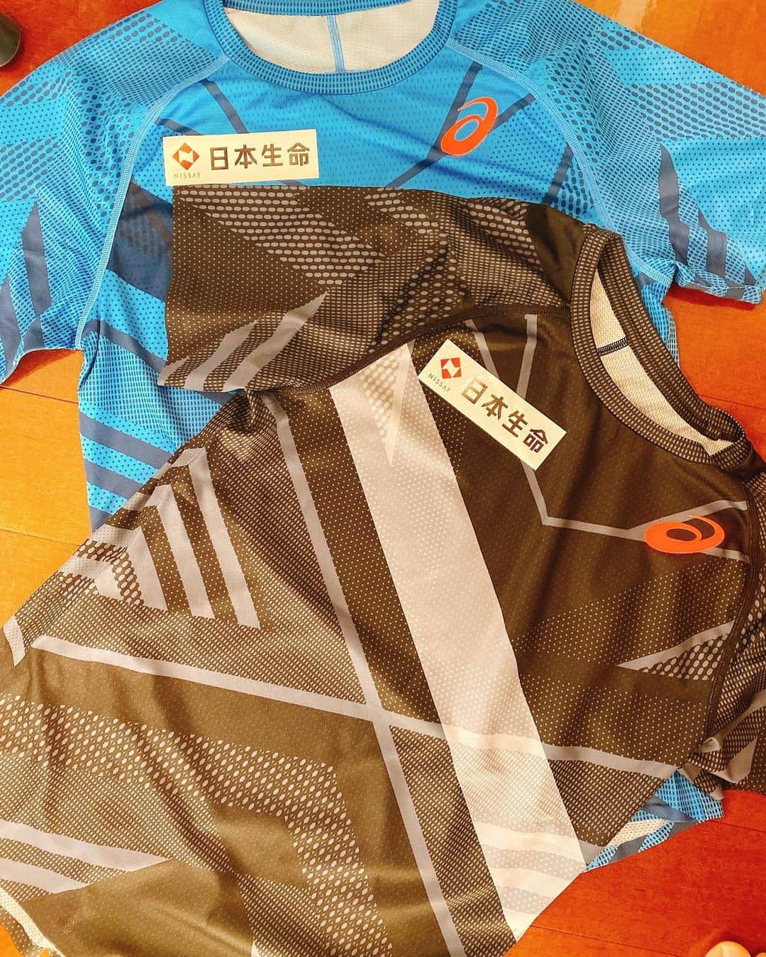 桐生祥秀のインスタグラム：「新しいTシャツ 黒の方が俺は好きかな  #asics  #日本生命  #今日の夜ご飯は  #豚肉茹でる #後 #にゅう麺  #いただきます🙏」