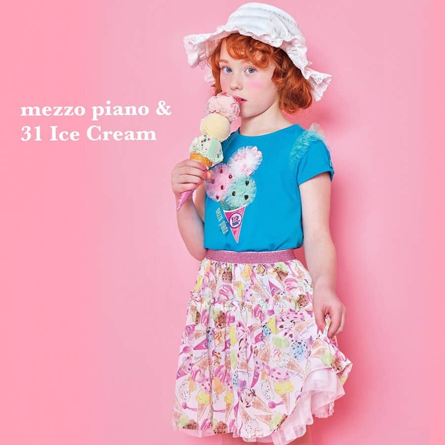 mezzo pianoさんのインスタグラム写真 - (mezzo pianoInstagram)「.﻿ ❤︎Special Collaboration Ite❤︎﻿ mezzo piano & 31 Ice Cream﻿ ﻿ サーティワン アイスクリームとメゾピアノの﻿ コラボレーションアイテムが発売♡﻿ ﻿ 明日 4月24日(金)より店頭にて発売スタート‼︎﻿ ※ 休業日程・営業時間などの最新情報は、﻿ 各百貨店・webサイトにてご確認ください。﻿ ﻿ 尚、﻿ 📱🖥NARUMIYA ONLINEにて﻿近日発売予定‼︎﻿ @narumiyaonline_official﻿ ﻿ ..............﻿ ﻿ ポッピングシャワー、ベリーベリーストロベリーなどの人気フレーバーアートにリボンやチュールフリルをあしらったポップでスウィートなコレクションは「メゾ ピアノ」の世界観にピッタリ❤︎ .﻿ ﻿ ..............﻿ ﻿ チュールフリルのアイスクリームがポイントの﻿ Tシャツは、夏らしいビビットカラーが新鮮♡﻿ スカートはフレーバーのアイスクリームをプリントしたメゾピアノオリジナル柄♡﻿ ボリュームたっぷりのふんわりシルエットに仕上げました。﻿ ﻿ ■Tシャツ　¥9,790﻿ B-R サーティワン アイスクリーム﻿（株）商品化承諾済﻿ ﻿ ■スカート　¥10,780﻿ B-R サーティワン アイスクリーム﻿ （株）商品化承諾済﻿ ﻿ 全て taxin﻿ ﻿サイズ展開　90cm～140cm﻿ ﻿ ❤︎❤︎❤︎❤︎❤︎❤︎❤︎❤︎❤︎❤︎❤︎❤︎❤︎❤︎❤︎﻿ ﻿ #サーティワンメゾピアノコラボ ﻿ #サーティワンコラボ﻿ #サーティワンアイスクリーム﻿ #サーティワンアイス﻿ #アイスクリーム﻿ ﻿ #おうちでメゾピアノ﻿ #メゾピアノ #mezzopiano﻿ #ナルミヤオンライン﻿ #summercollection #夏コレクション﻿ ＃ロマンティック﻿ #夏物 #新作  #プリセス#ゆめかわ﻿ #フリル#リボン#ハレの日﻿ #キッズコーデ #kidsfashion #kidswear  #kawaii #cute #romantic ﻿ #女の子のママ #女の子ママとつながりたい #女の子 #ピンク好き #ママスタグラム#ママ撮」4月23日 19時42分 - mezzopiano_official