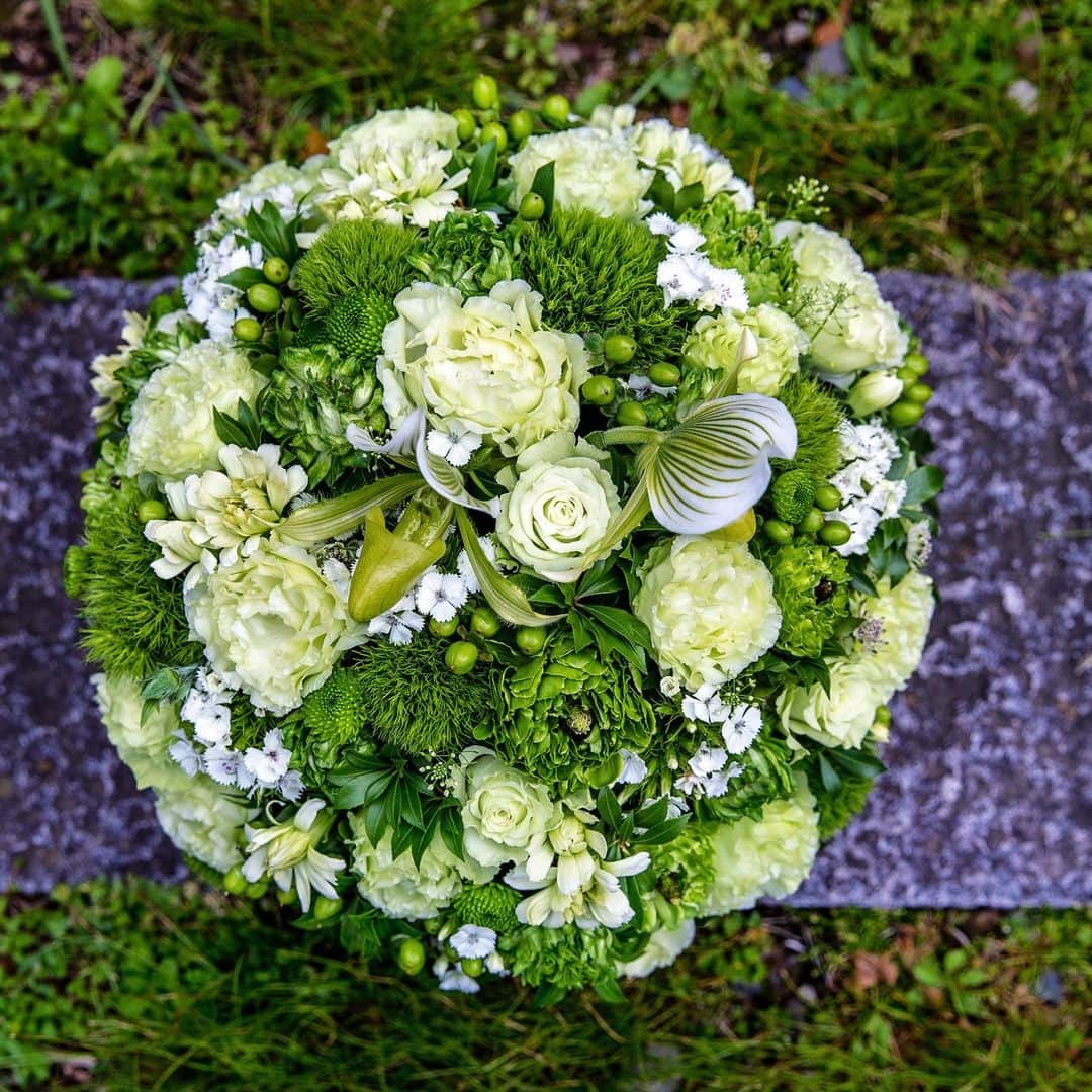 ニコライ・バーグマン・フラワーズ＆デザインさんのインスタグラム写真 - (ニコライ・バーグマン・フラワーズ＆デザインInstagram)「White & Green 🤍💚 #nicolaibergmann  #flowerartist  #ニコライバーグマン」4月23日 21時11分 - nicolaibergmann