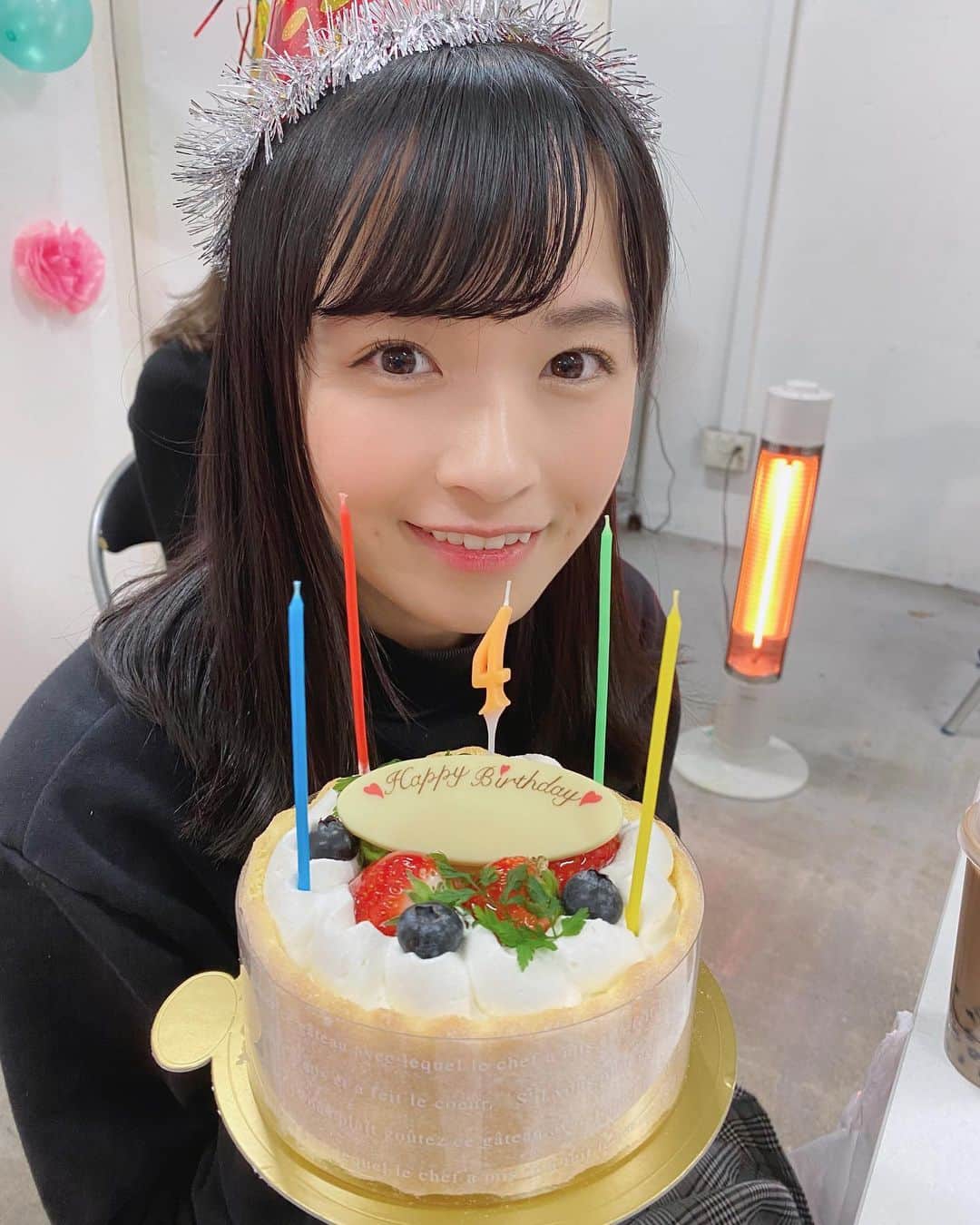 百川晴香さんのインスタグラム写真 - (百川晴香Instagram)「今日凄く楽しかった🤭💕凄くいい1日になった👏💕ありがとう！本当に感謝！ #全力少女r #大好き #ケーキ #美味しかった #好き #cake #japanesegirl #4th #idol」4月23日 21時58分 - momokawaharuka