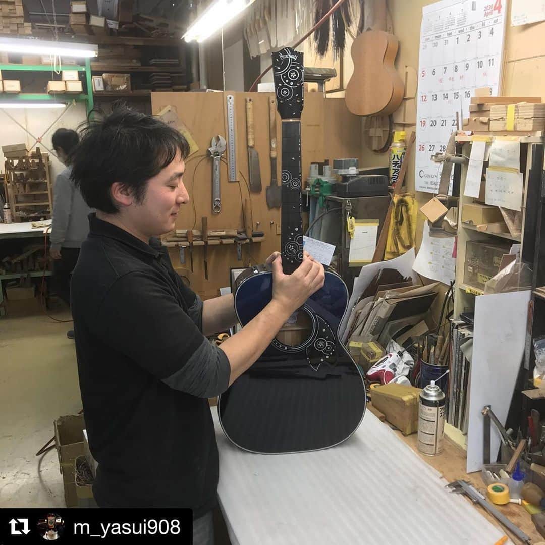 Deviserさんのインスタグラム写真 - (DeviserInstagram)「Headwayカスタムビルダー安井のInstagramにリーク画像がアップ！！ 公式には無い裏話などあるかも知れませんよ....是非チェックしてみて下さい！  #headwayguitars#staysafe#guitar#guitarplayer#guitarsolo#acosticguitar#madeinjapan#松本#木材#和材#桜#夏」4月24日 9時18分 - deviser2016