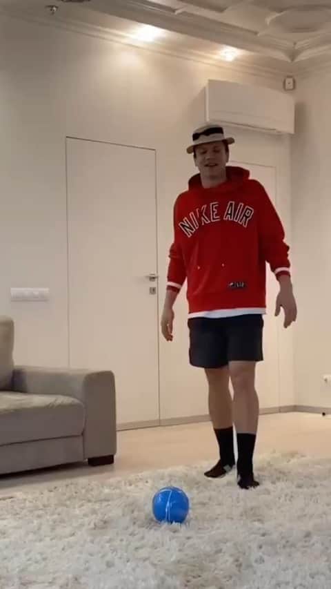 イェウヘン コノプリャーンカさんのインスタグラム イェウヘン コノプリャーンカ Konoplyanka Official