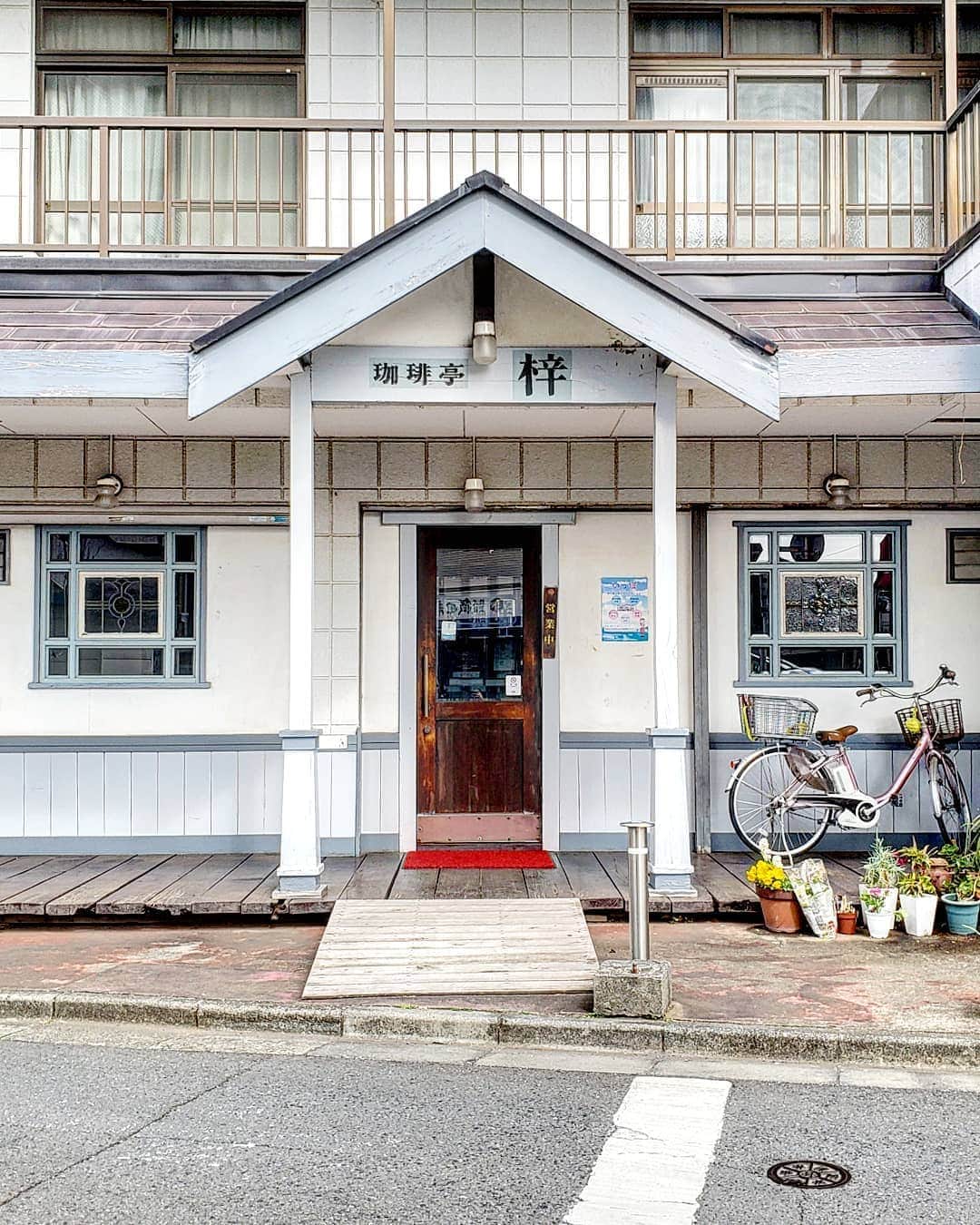 CAFE-STAGRAMMERのグルメインスタ