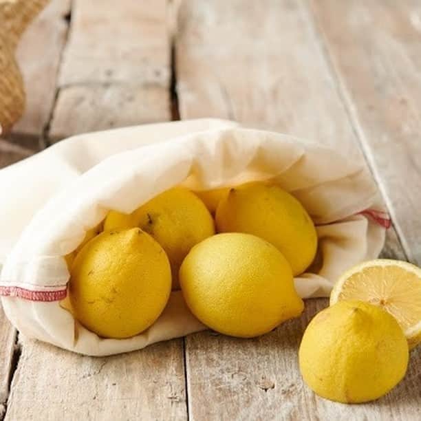 auchan_franceさんのインスタグラム写真 - (auchan_franceInstagram)「Actuellement, nos citrons sont à moins de 1€. Cela vous donne des idées de repas ? 🍋  #citrus #lemon #citron #soutenonsnosproducteurs」4月24日 1時08分 - auchan_france