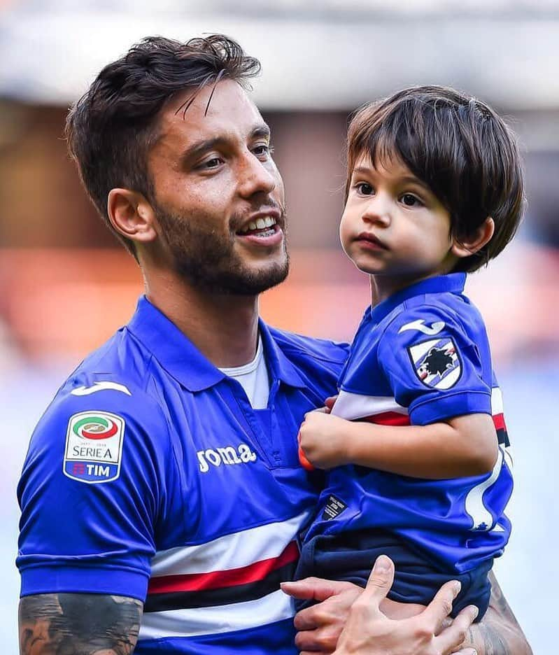 リカルド・アルバレスさんのインスタグラム写真 - (リカルド・アルバレスInstagram)「#tbt sensación hermosa estar juntos en una cancha!  #sampdoria #leon」4月24日 3時24分 - rickyalvarezok