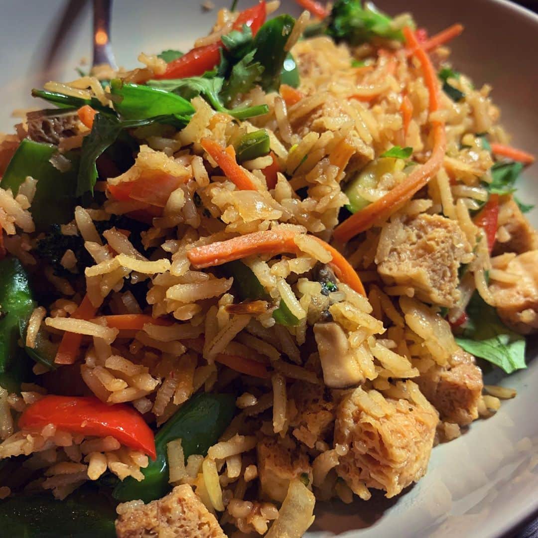 ginger and sproutさんのインスタグラム写真 - (ginger and sproutInstagram)「Tofu Fried rice」4月24日 4時20分 - gingerandsprout