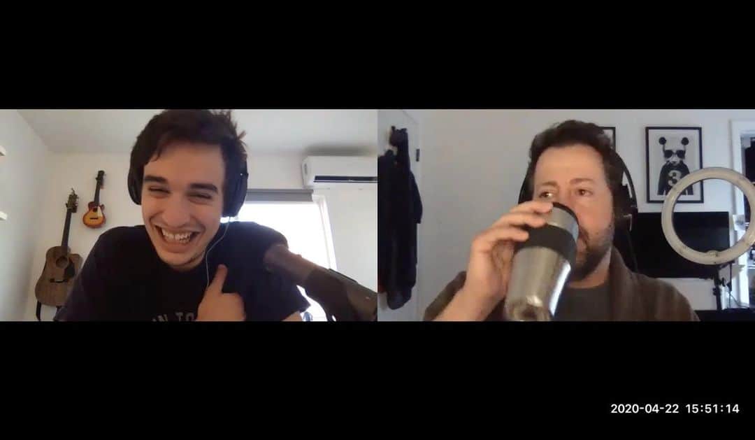 ジョーイ・ブラッグのインスタグラム：「GUESS WHO’S BACK?!? BRAND NEW EPISODE OF @dofp_podcast OUT NOW! Link in my bio! Special Quarantine episode where @mrkurtlong tells me how this compares to his experience with the 1918 Spanish Flu!」