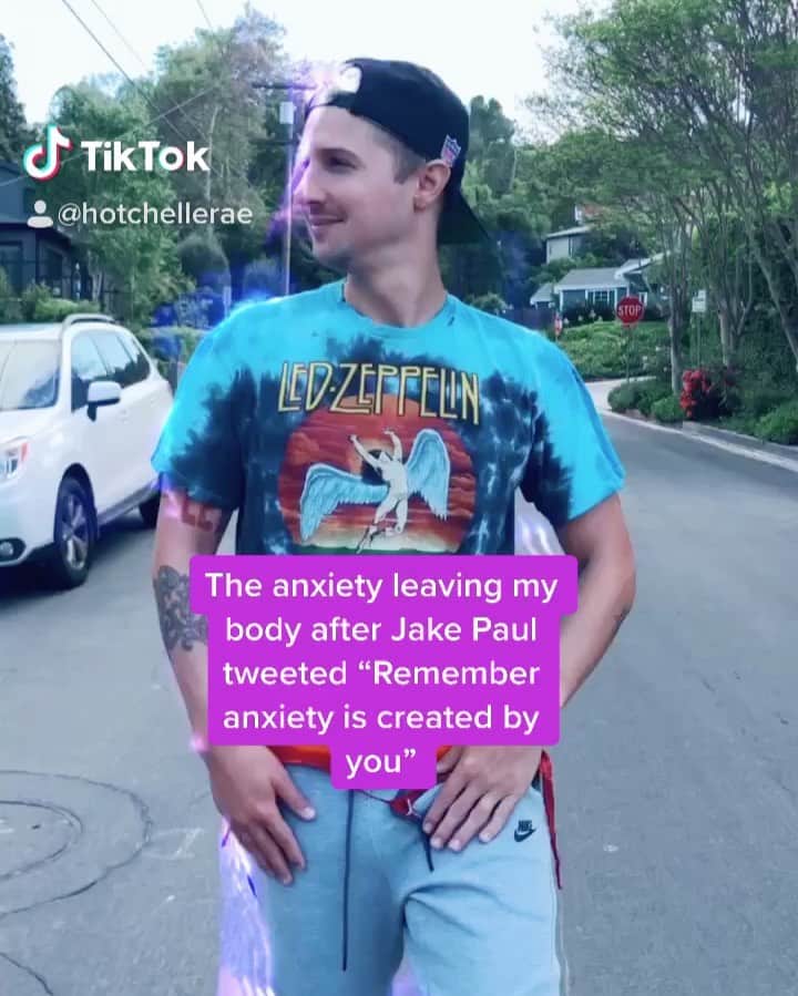 のインスタグラム：「So glad @jakepaul is my therapist..」