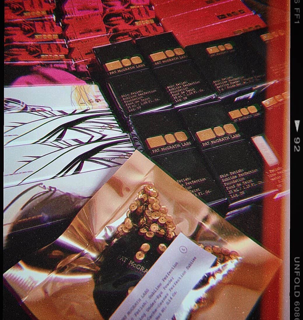 のインスタグラム：「😭❤️❤️❤️ @patmcgrathreal #patmcgrathlabs」