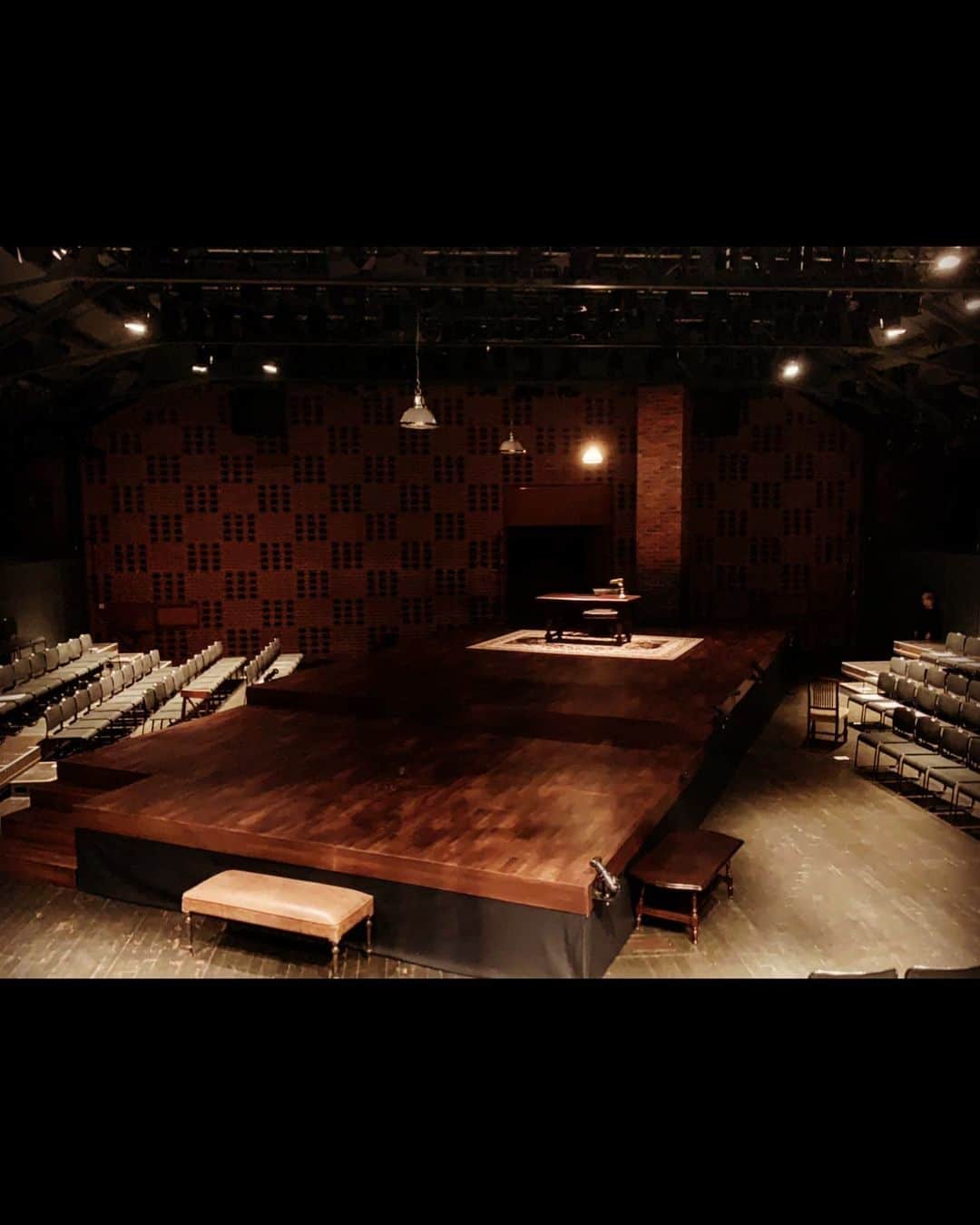 松田凌のインスタグラム：「. 「シアターコンプレックス」 演劇P松田誠さんが発足人となる 新プロジェクト。 演劇の火を。 趣旨に賛同し協力させて頂きます。 https://fanbeats.jp/collaboration/theater-complex  #舞台を救え」