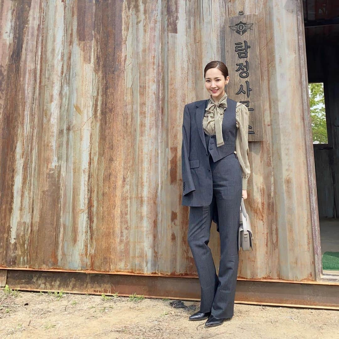 パク・ミニョンさんのインスタグラム写真 - (パク・ミニョンInstagram)「박탐정 🔍🔓⚔️ #detectivepark」4月24日 18時04分 - rachel_mypark