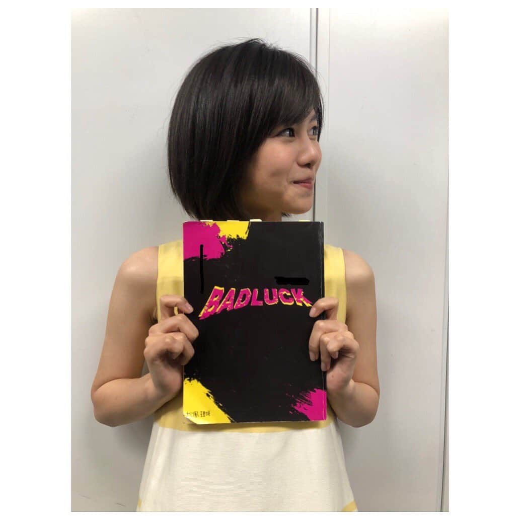 松風理咲さんのインスタグラム写真 - (松風理咲Instagram)「﻿ 私が企画、プロデュース、主演をさせていただいた作品、「BAD LUCK」の最終話が本日から配信されます！﻿ ﻿ どんなラストを迎えるのか、、、﻿ ﻿ 楽しんで見ていただけたら嬉しいです♪﻿ ﻿ #トリプルミッション﻿ #BADLUCK」4月24日 18時16分 - risaki_matsukaze_official