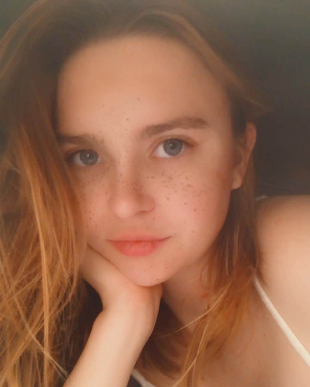 キーリー・マーシャルのインスタグラム：「Thank you Snapchat for all my new freckles 😍 I can’t wait until all my freckles pop out this summer 😝」