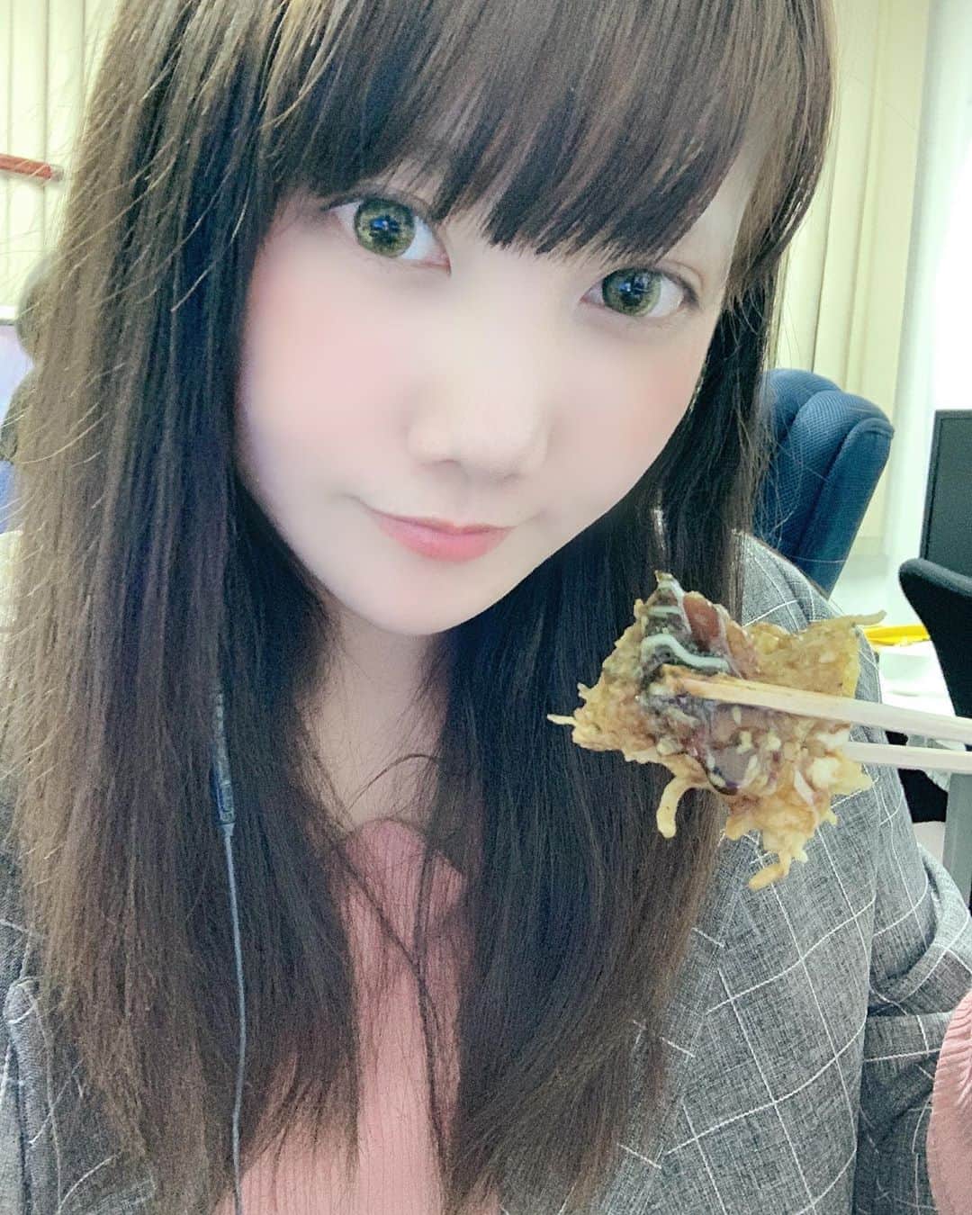 小鳥遊くれあのグルメインスタ