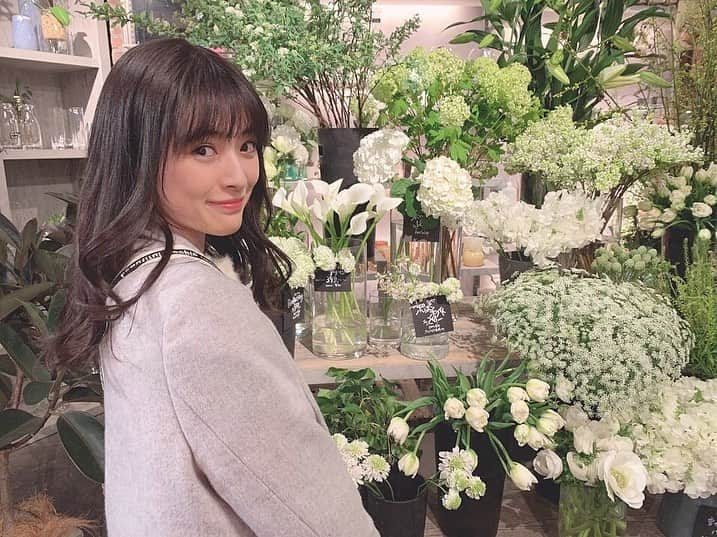 優希美青さんのインスタグラム写真 - (優希美青Instagram)「ずっと引きこもり生活中で最近の写真が何もないので前の写真を☺︎ . おうち時間、コナン君以外の過ごし方がわかりません😓 . 何かオススメの映画やドラマ、アニメ知りたいです！」4月24日 14時33分 - mio_yuki