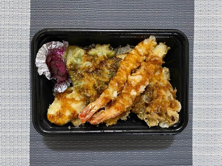 秋本祐希のグルメインスタ