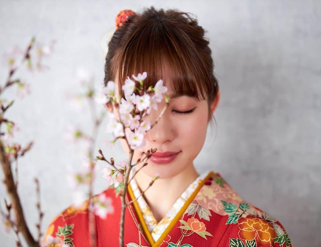 高嶋芙佳さんのインスタグラム写真 - (高嶋芙佳Instagram)「#振袖 #振袖前撮り #20 #kimono #kimonostyle」4月24日 15時55分 - fu__ka_2