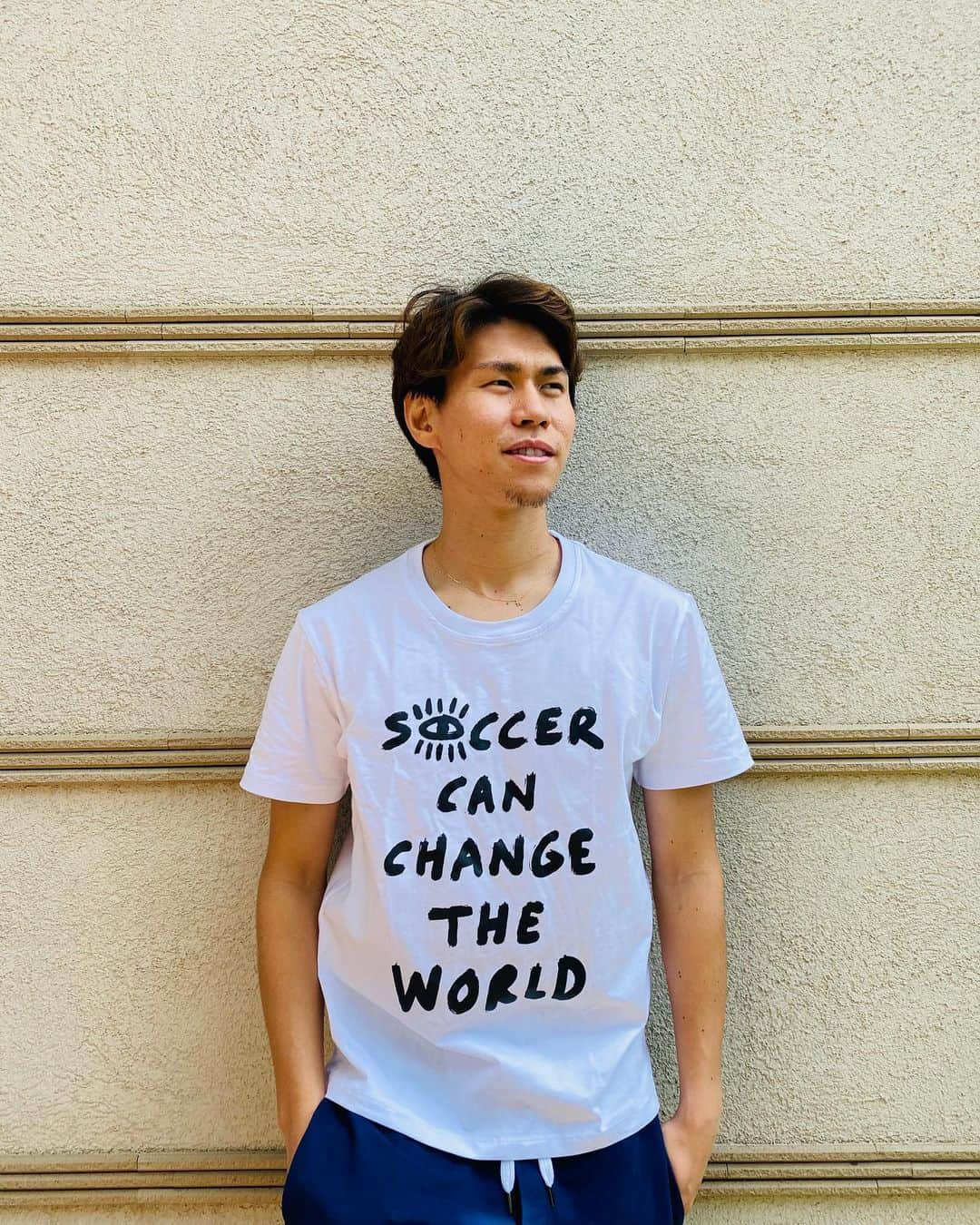 橋本拳人のインスタグラム：「. 「SOCCER CAN CHANGE THE WORLD」. 〜サッカーは世界を変える。〜. このプロジェクトに賛同します！！. いま暗くなりがちですが、できることして前向いていきましょう^ ^ . #parlsscjapan @park_ssc_japan」