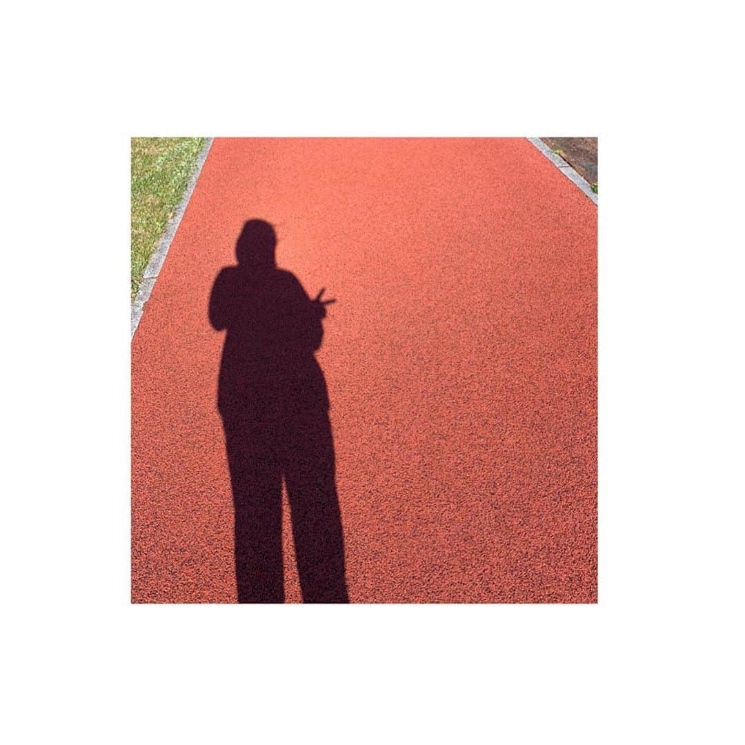 篠原まりあのインスタグラム：「__________** . みなさんいかがお過ごしでしょうか .  はやく試合がしたいなぁ はやくお出かけしたいなぁ はやく皆に会いたいなぁ と思いながら毎日過ごしております . . 自分だけではなく 家族や周りの方を守る為にも うつさない.うつらないを心がけて コロナが終息するのを願っています . 今だからこそできることを 精一杯たのしみたいとおもいます 🤟🏼 .  みなさんも気をつけて過ごしてくださいね .」