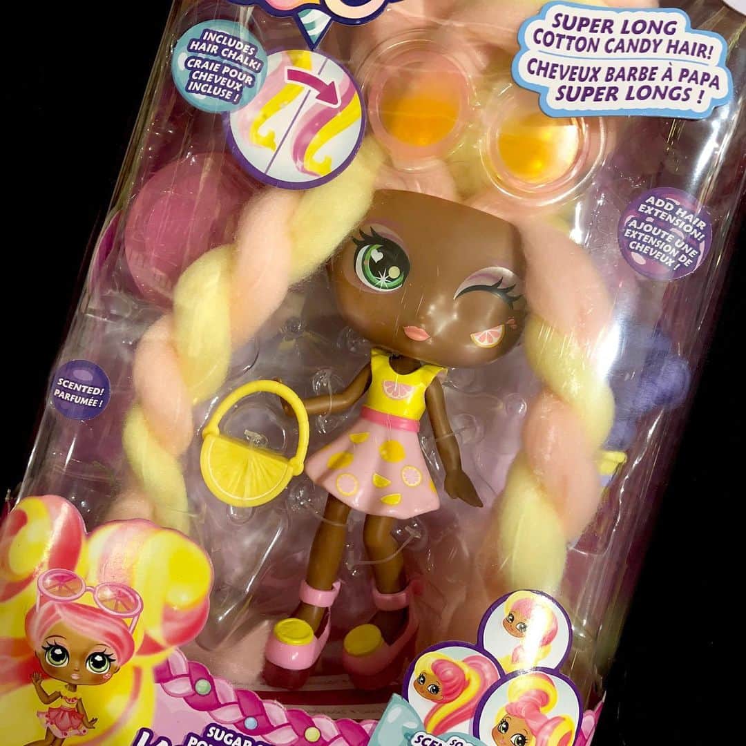 おもちゃやSPIRALさんのインスタグラム写真 - (おもちゃやSPIRALInstagram)「Candy Locks Doll入荷しました！ 各5500円です！  髪の毛で遊べるDollです🤗」4月24日 17時03分 - spiral_toy