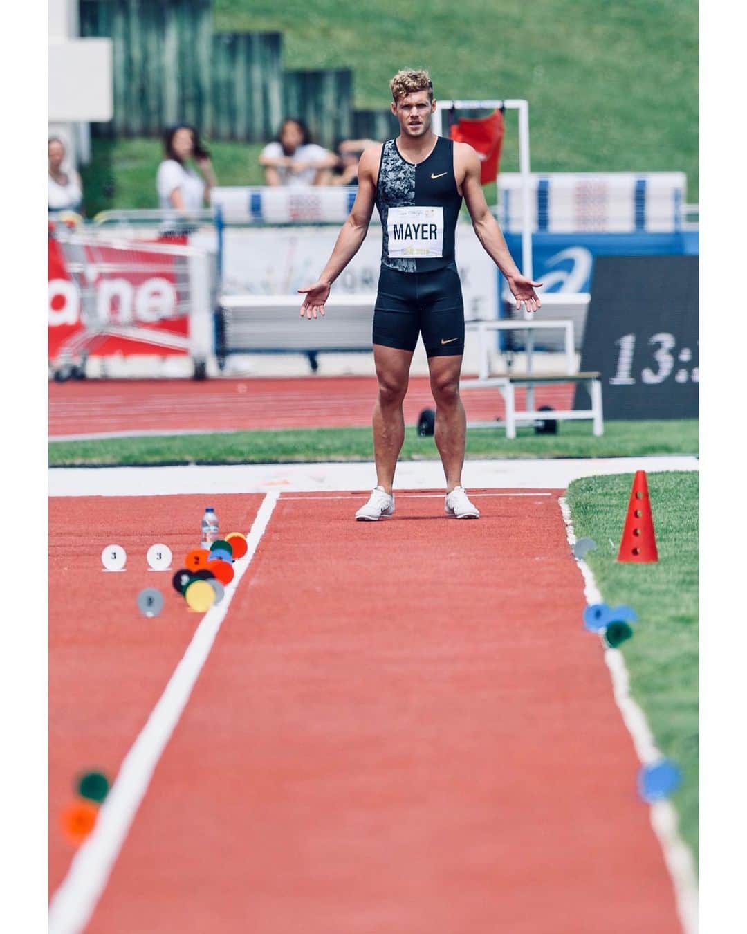 ケビン・マイヤーのインスタグラム：「2020 🤷🏼‍♂️ . . 📸 @decathlon_2000」