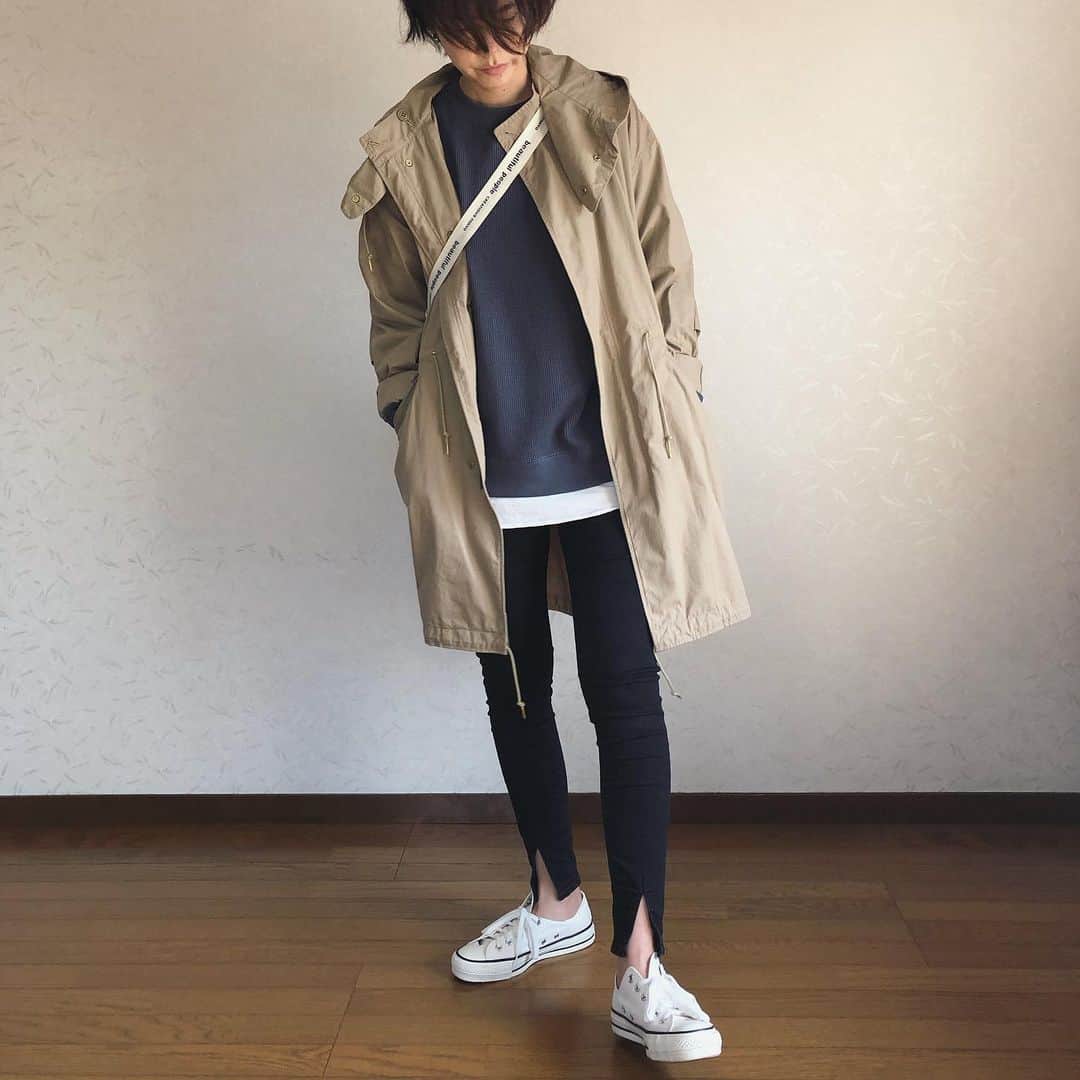 ak_m1120さんのインスタグラム写真 - (ak_m1120Instagram)「冨岡義勇とリヴァイ兵長が好きです . . . . @urban_research_doors のサーマルを着回し🙋 . . . . #fashion #code #locari #uniqlou #urbanresearchdoors #adidas #converse #makavelic #allumer #ママコーデ #ママファッション #着回しコーデ #ユニクロ #コーデ #お家スタイル #アディダス #コンバース #wear更新」4月24日 19時39分 - ak_m1120