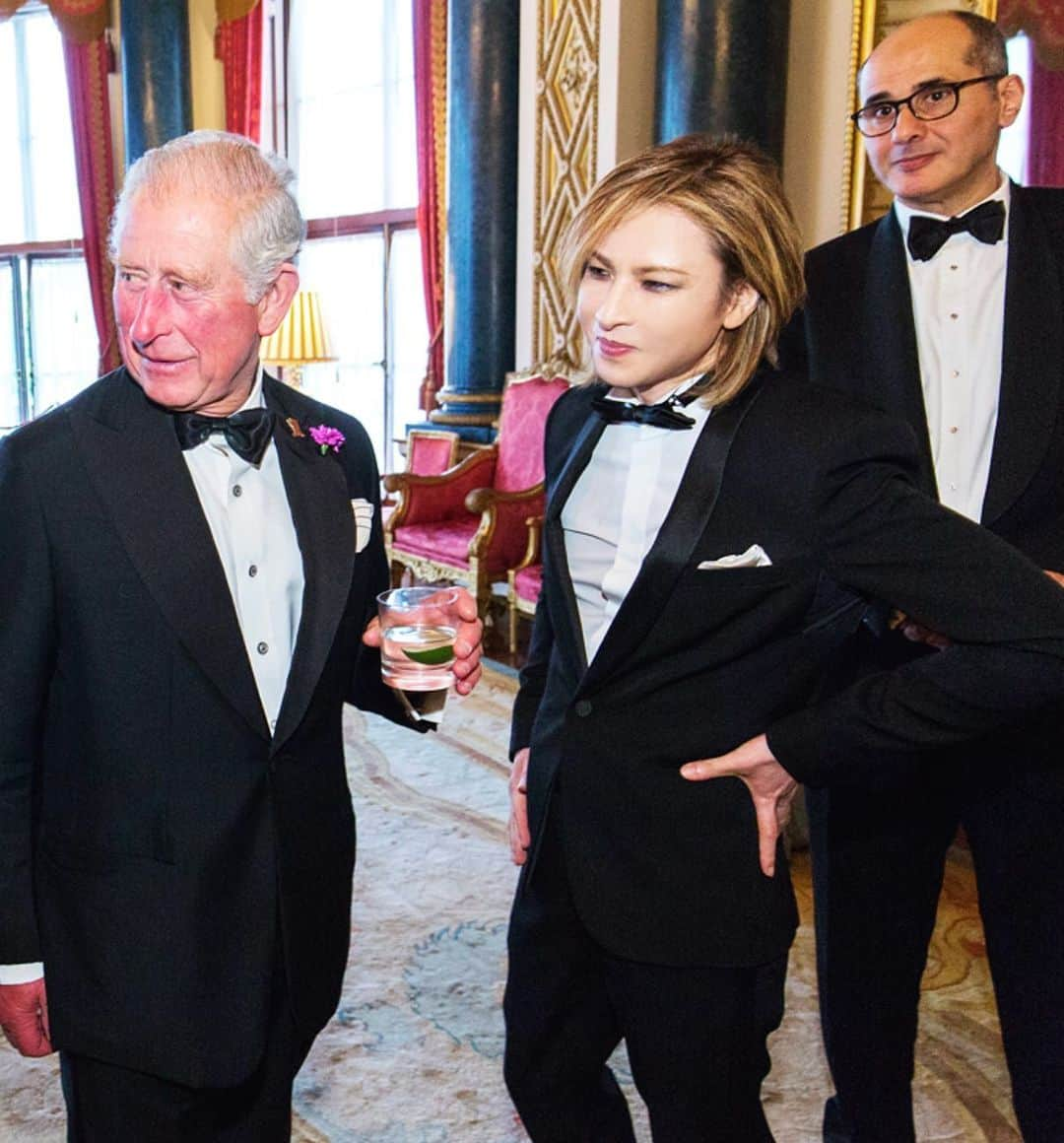 YOSHIKIさんのインスタグラム写真 - (YOSHIKIInstagram)「#fbf W/ #PrinceCharles at #buckinghampalace  #チャールズ皇太子 #バッキンガム宮殿」4月24日 20時17分 - yoshikiofficial