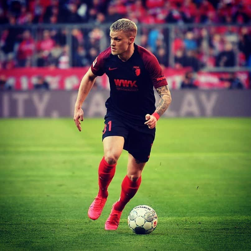 フィリップ・マックスさんのインスタグラム写真 - (フィリップ・マックスInstagram)「⏳.. @bundesliga_en • • • #bundesliga #fcaugsburg #waiting #soccer #lovethisgame #trustingod」4月24日 22時38分 - p.max31