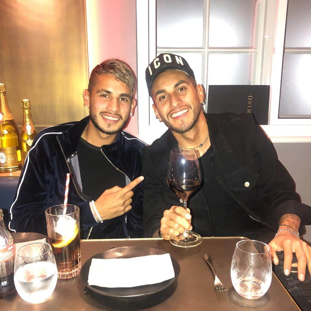 ロベルト・ペレイラさんのインスタグラム写真 - (ロベルト・ペレイラInstagram)「Salud pinta a la distancia, feliz cumple 🥳🥳 @facupereyra37」4月24日 23時41分 - maxipereyra37