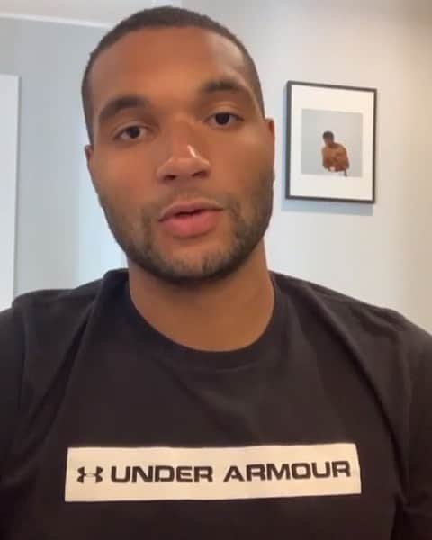 ヨナタン・ターのインスタグラム：「An wahre Helden dieser Zeit geht diese Nachricht und dieser Dank. 🙏🏾 @underarmourdach und ich tragen unseren Teil dazu bei, dass das Krankenhauspersonal der Asklepios Klinik Altona seine Arbeit weiterhin bestmöglich ausführen kann. Lasst uns gemeinsam stark bleiben. 🙌🏾 #ThroughThisTogether」