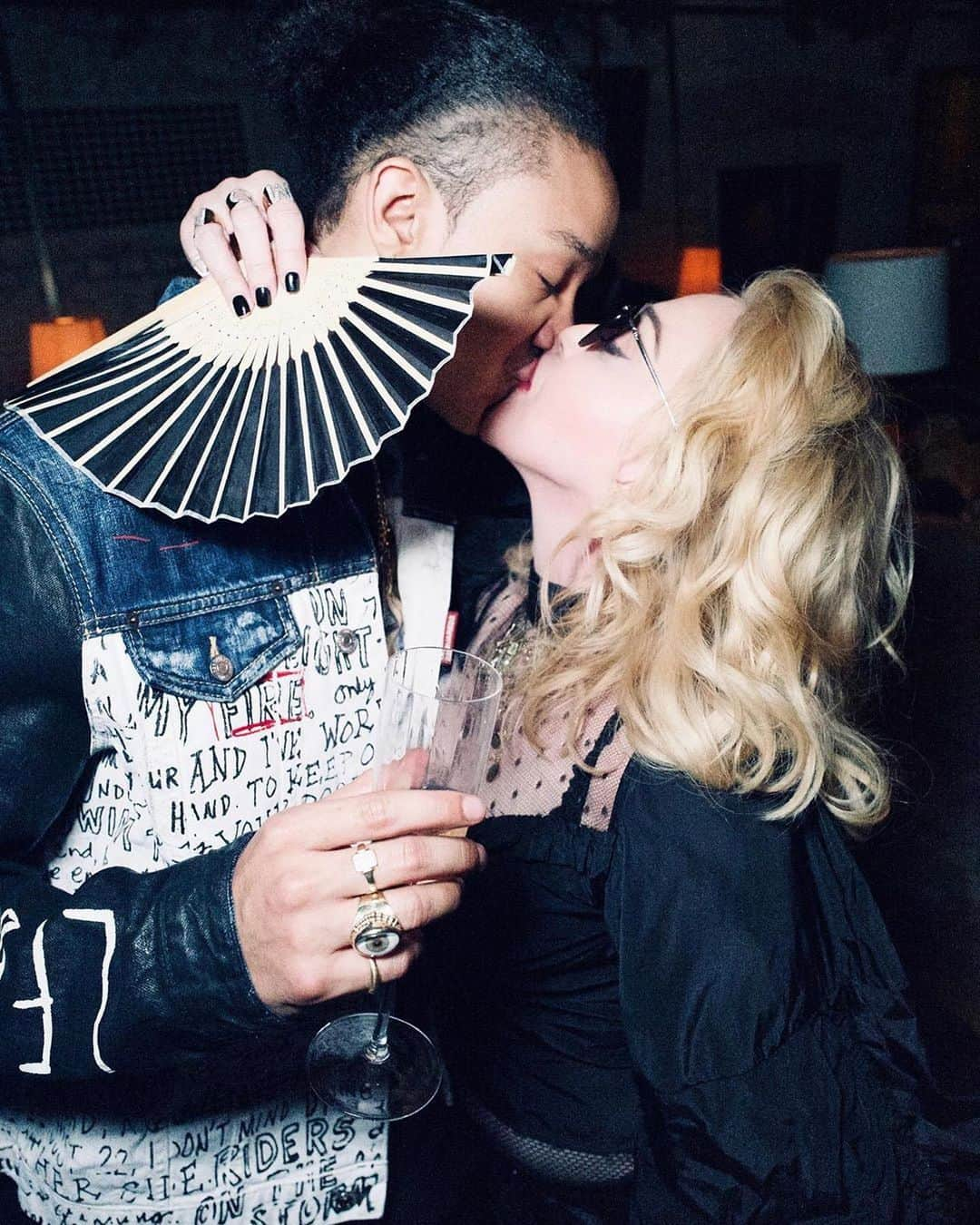 マドンナさんのインスタグラム写真 - (マドンナInstagram)「Happy Birthday My Love ♥️. I Could not think of a better person to be in Quarantine with! ♉️ @ahla_malik」4月25日 1時48分 - madonna