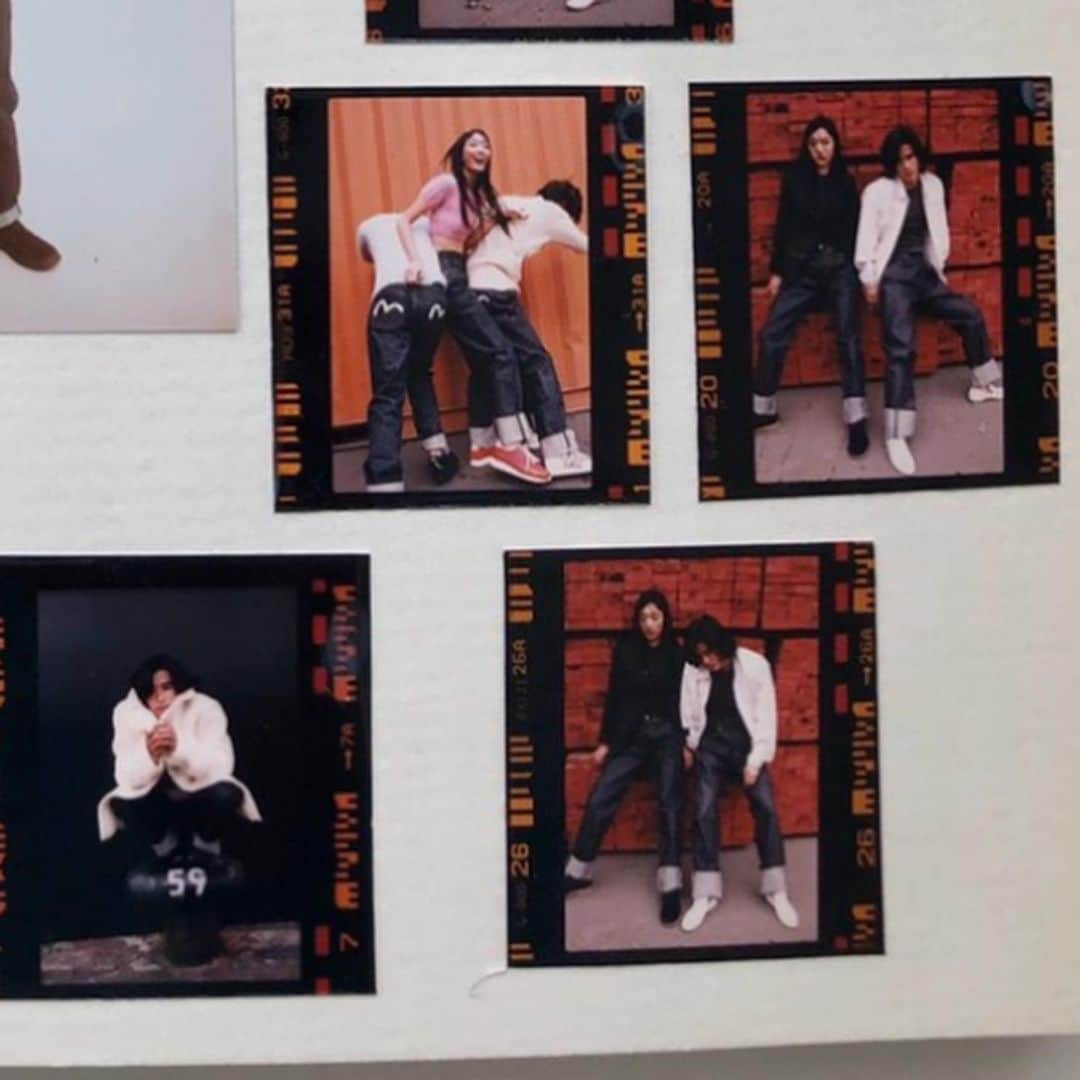 鈴木一真さんのインスタグラム写真 - (鈴木一真Instagram)「懐かしい写真達が送られてきましたー📸  polaroid collections of photography from @kazumi_horiguchi  #COMMEdesGARÇONS #DriesVanNoten #RafSimons #APC #JEANCOLONNA #JoeCaselyHayford #kazumaSuzuki #鈴木一真」4月25日 12時29分 - _kazumasuzuki_