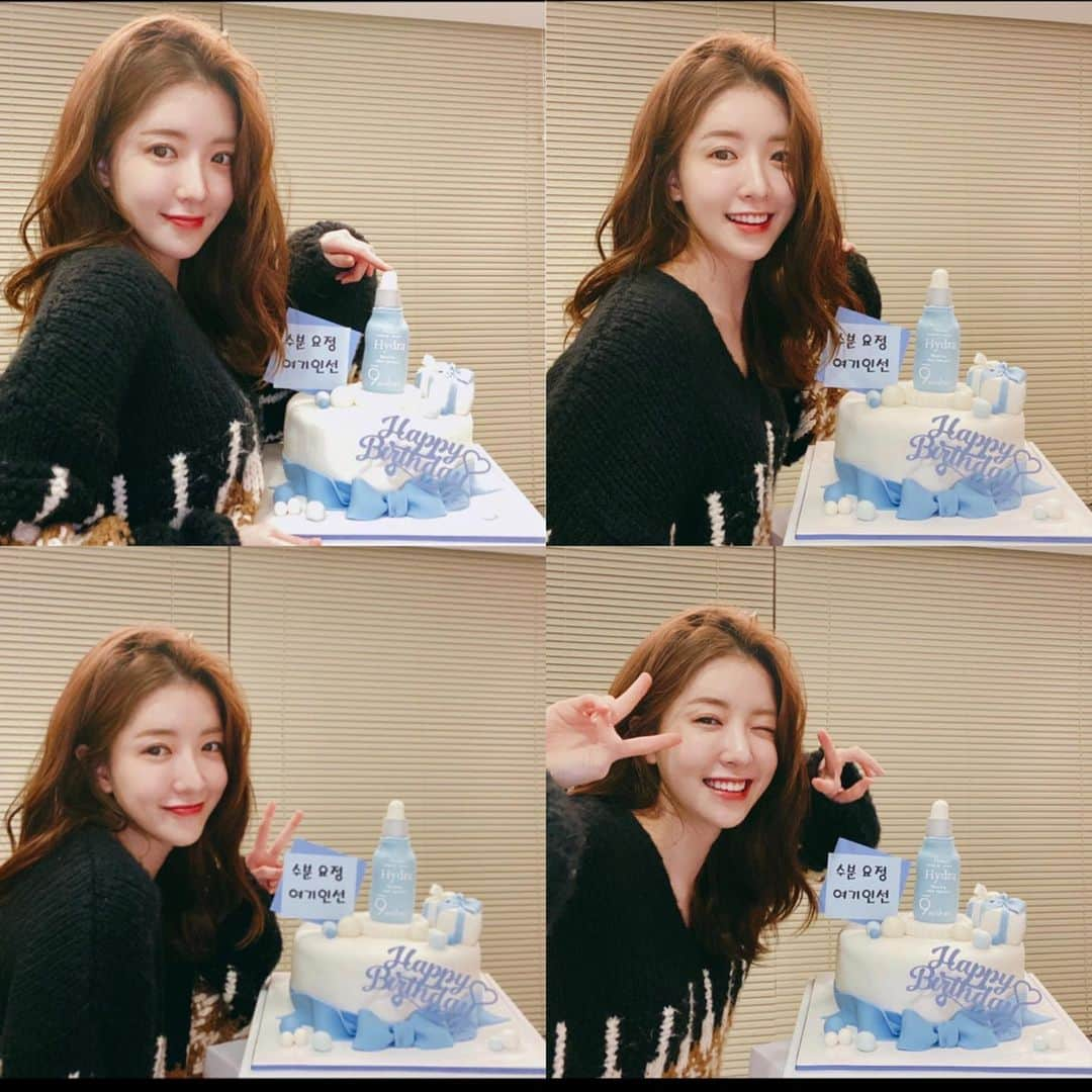 チョン・インソンさんのインスタグラム写真 - (チョン・インソンInstagram)「생일 축하해주신 모든 분들, 고마워요🙇🏻‍♀️💕 . #나인위시스 💙」4月25日 12時50分 - jung_insun.gram