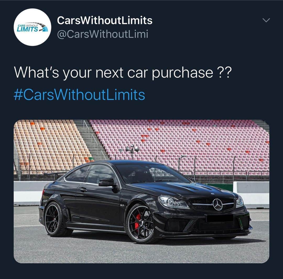 CarsWithoutLimitsさんのインスタグラム写真 - (CarsWithoutLimitsInstagram)「It’s between a R34 GTR or C63 Black Series #carswithoutlimits」4月25日 5時11分 - carswithoutlimits